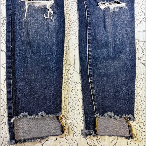 LOT OF 2 PAIR OF MATERNITY SKINNY DISTRESSED JEANS * Isabel * Old Navy Sz 8 - Picture 9 of 12